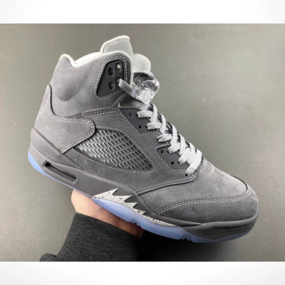 Hot Sale🔥 5 Retro Wolf Grey