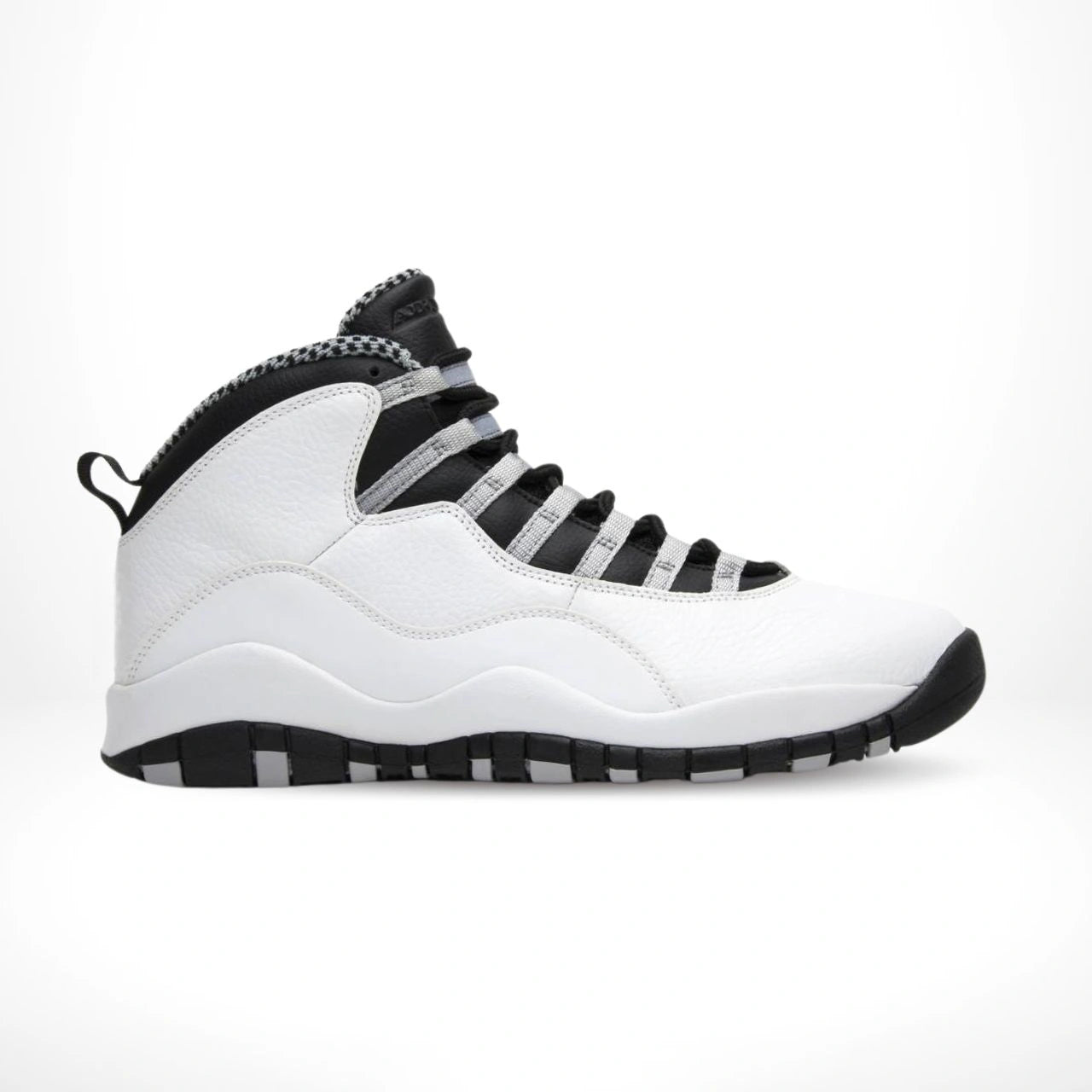 Hot Sale🔥 10 Retro Steel White Black 2013