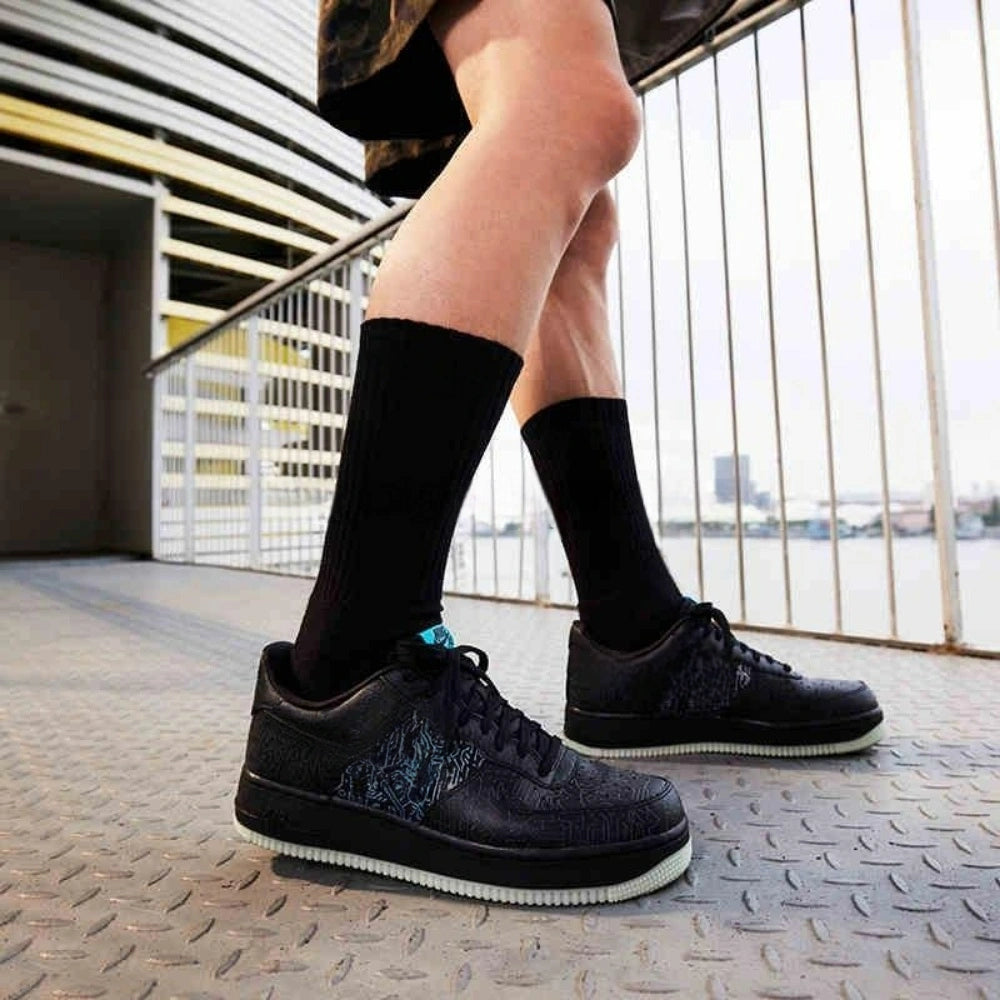 Hot Selling🎉1 Low Computer Chip Space Jam Black Light Blue